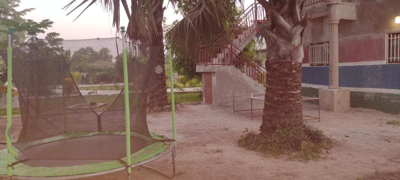 Unique Owl Apartments Sanyang Exterior foto