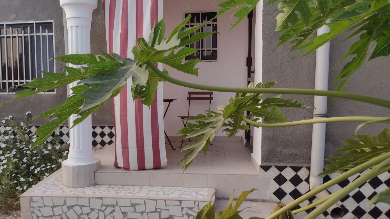 Unique Owl Apartments Sanyang Exterior foto